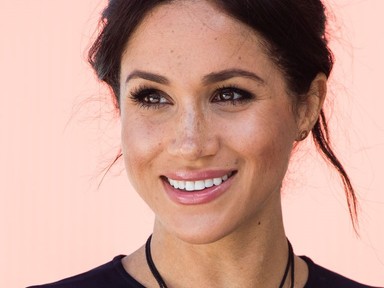 Meghan Markle miniruhában: ennél felszabadítóbb dolgot rég láttunk rajta