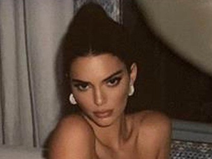 Smink nélkül cuki tininek néz ki Kendall Jenner