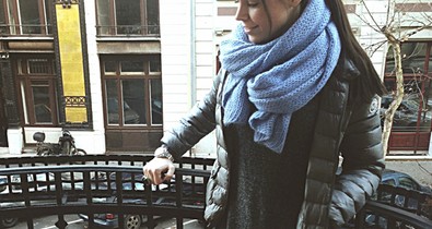 Az ékszertervező ma lazít