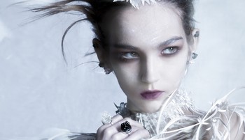 „Merj nő lenni!” – Ezt üzenik a Faludi G ékszerek: üvegbe zárt kreativitás, ami azonnal magával ragad