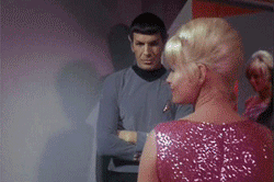 GLAMOURSZKÓP 2015. április