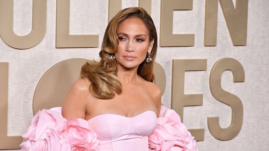 Jennifer Lopez búcsút intett hosszú tincseinek