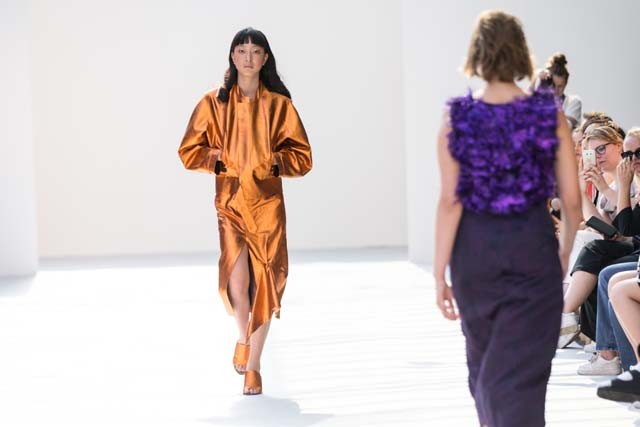 A népszerű magyar divattervező a finn divathéten mutatta be új kollekcióját