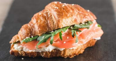 Indítsd a napod ezzel a két ínyenc falattal! A croissant tökéletes szendvicsalap