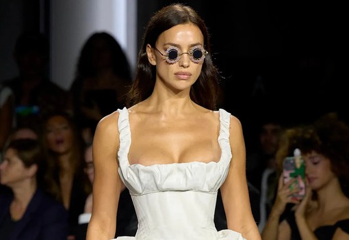 Imádod vagy utálod? A tehenészlány ruha az idei nyár  legtrendibb darabja lesz