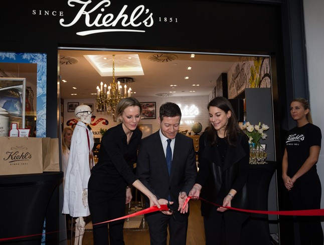 Sztárokkal nyitotta meg kapuit a Kiehl´s