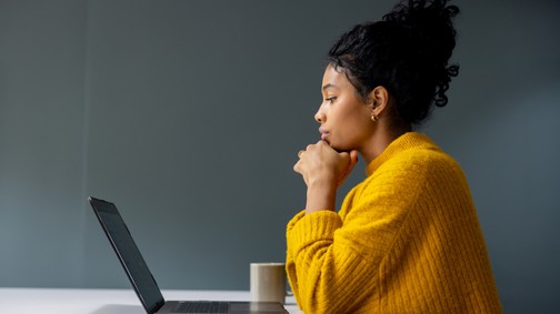 10 éven belül ezekkel a munkákkal lehet majd a legjobban keresni, ez a 6 munkakör viszont szinte biztosan megszűnik majd