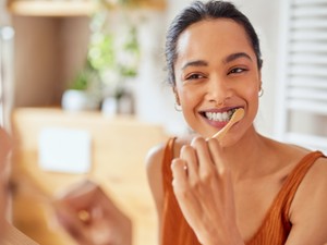 A low waste eljárás nemcsak a fogorvosi rendelőben, hanem a fürdőszobánkban is megvalósítható egy kis odafigyeléssel