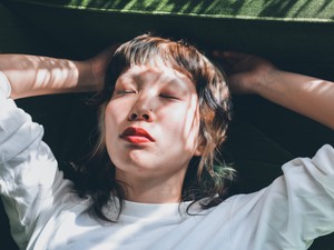 Csipkerózsika tudott valamit, az alvás szépítő erejét neked sem kellene figyelmen kívül hagynod