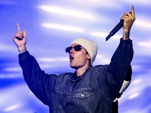 Mi volt az betegség, ami veszélyeztette Justin Bieber fellépéseit? 