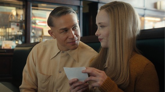 5 hátborzongató Netflix sorozat, ha érdekelt az Ed Gein-sztori