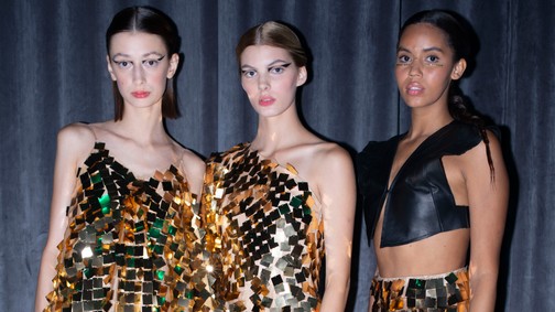 Hogy öltözik egy szirén és mi a nők varázseszköze? A BCEFW külföldi tervezői megmutatták