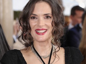 A Stranger Things sztárja a L`Oréal új kampányában szerepel!