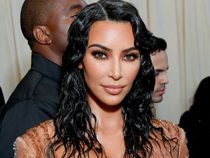 Égigérő szempillák, szivárványszínek és ragyogó bőr - Ezek voltak a Met gála legfantasztikusabb sminkjei!