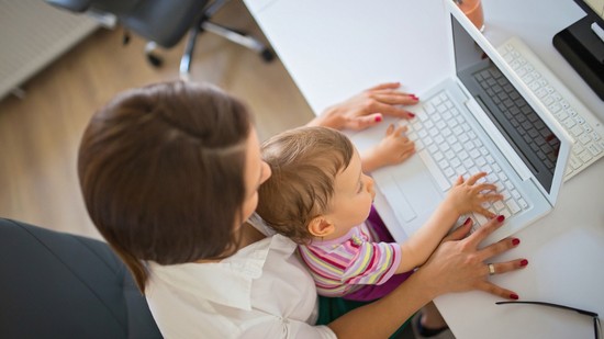 Milyen egy - valóban - családbarát munkahely? Szakértővel beszélgettünk