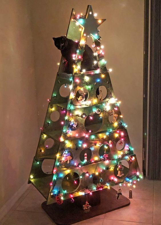 18 macskabiztos karácsonyfa ötlet, amivel túljárhatsz a négylábú eszén!