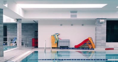 A legbunkóbb uszoda a világon: menstruálsz, kint maradsz!