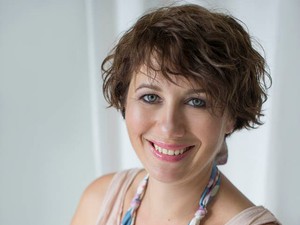 Tanár volt, de a hobbiját választotta, azóta együtt fejlődik a márkájával