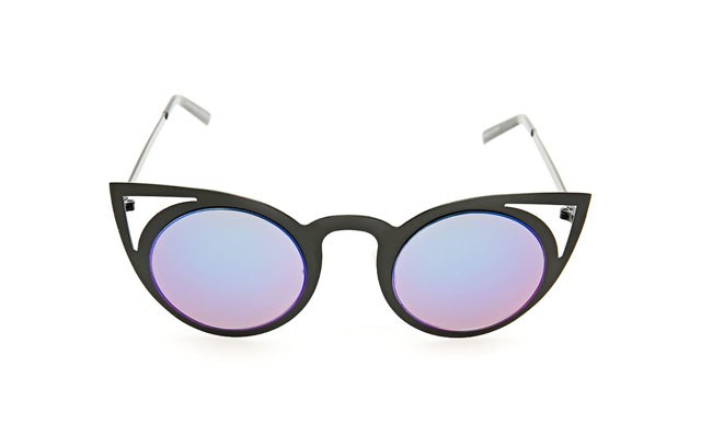 Cica napszemüveg STRADIVARIUS 3995 Ft- stradivarius.com