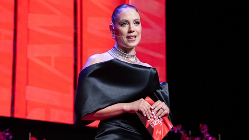 Lékai-Kiss Ramóna álomszép pucérfelsőben tündökölt, a pikáns ruhadarabban óriási feltűnést keltett