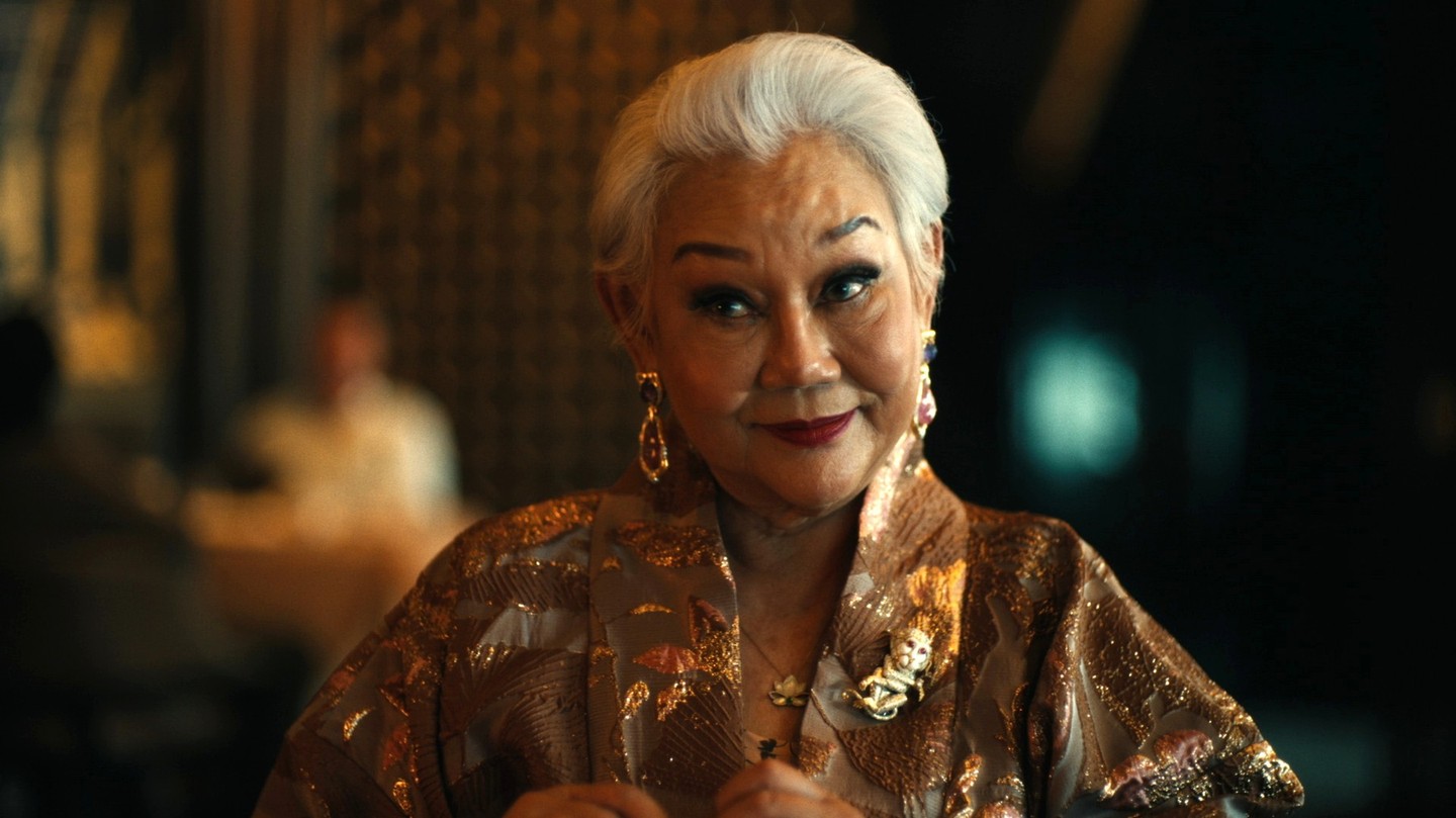 Lek Patravadi a sorozat kedvéért Sritala bőrébe bújt, aki a valóságban 76 éves.