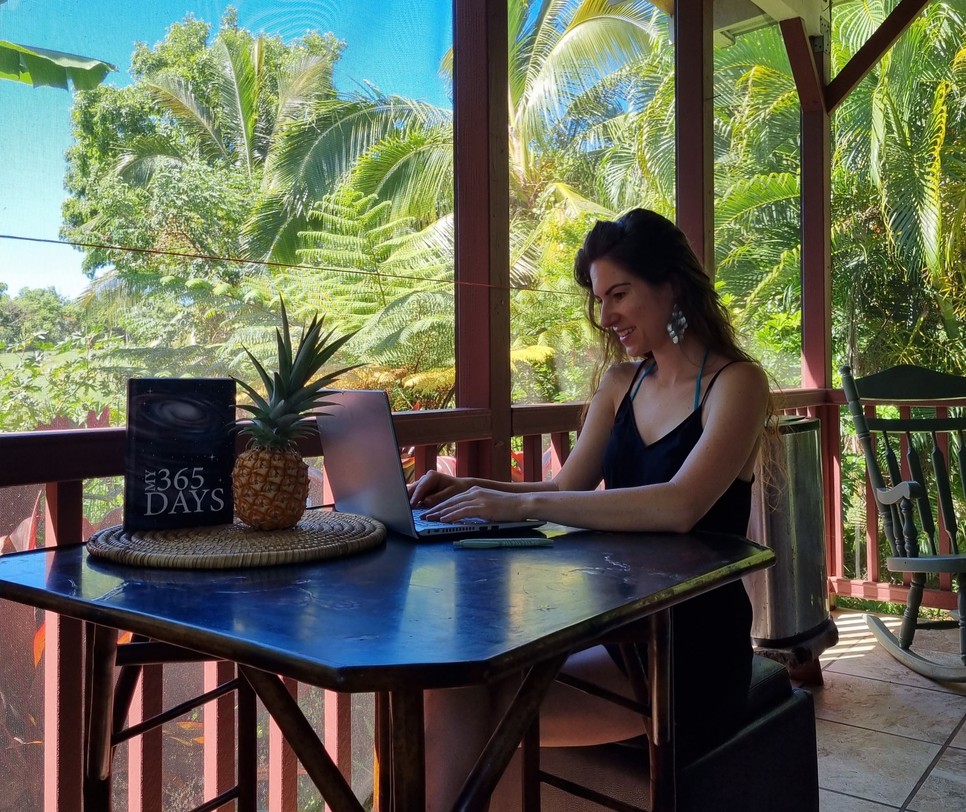 Ádám Adrienn és férje bármerre is járnak a világban, mindenhol feltalálják magukat a munka frontján