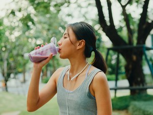 3 ok, amiért örökre leálltam a fehérje turmixszal: napokon belül elmúltak a tüneteim