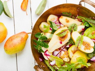 Ősszel kihagyhatatlan recept: könnyed körtés saláta