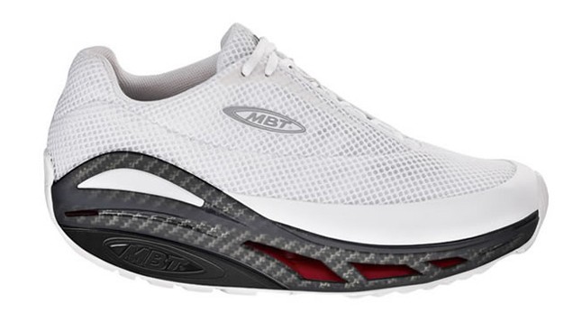 Fehér cipő szürek talppal MBT 69990 Ft, GLAMOUR-napokon 55992 Ft