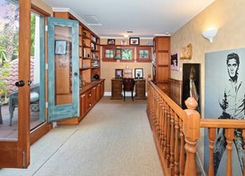 Palvin Barbara és Dylan Sprouse háza