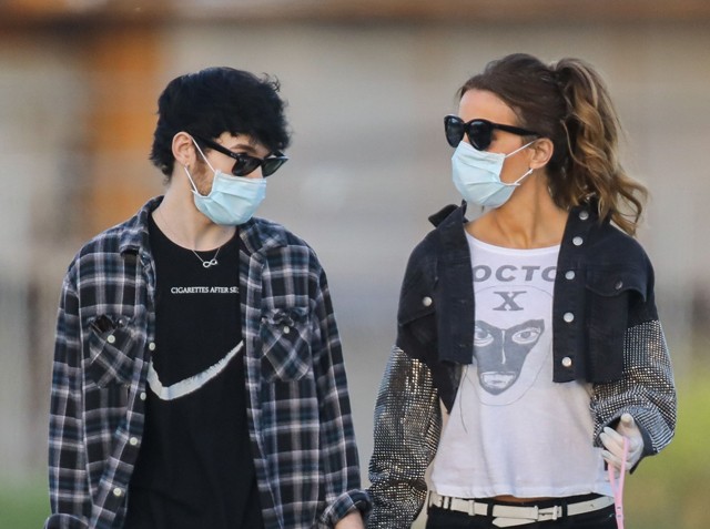 Kate Beckinsale-nek beszóltak, amiért mindig fiatalabb fiúkkal jön össze: zseniálisan reagált!