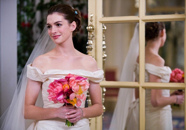 Te bevállalnál egy ilyen csodaszép fehér tetoválást az esküvődön?