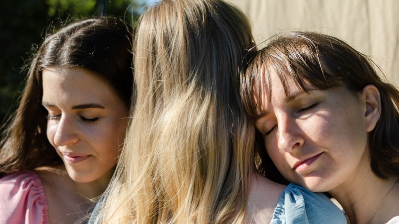 „Senki sem tökéletes, mégis pont a különbözőségeink tesznek minket gyönyörűvé és megismételhetetlenné” - Interjú Bolla Vikivel