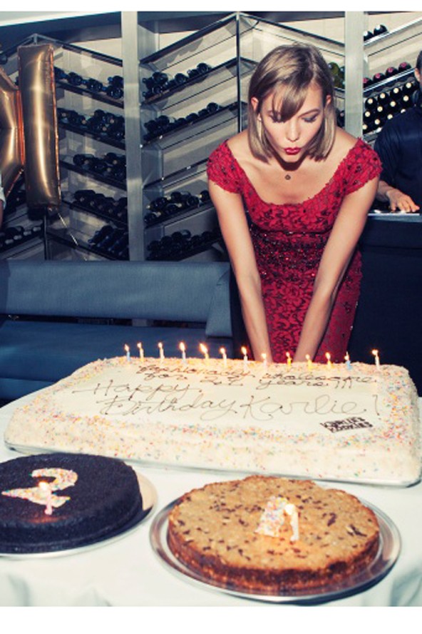 Karlie Kloss Dolce & Gabbanában