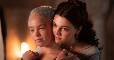 Feminizmus, szex, még több feminizmus – Megnéztük a Sárkányok háza első részét