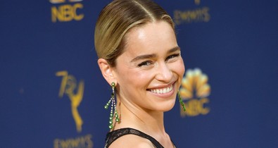 Így tündökölt a sárkányok anyja az Emmy-gálán