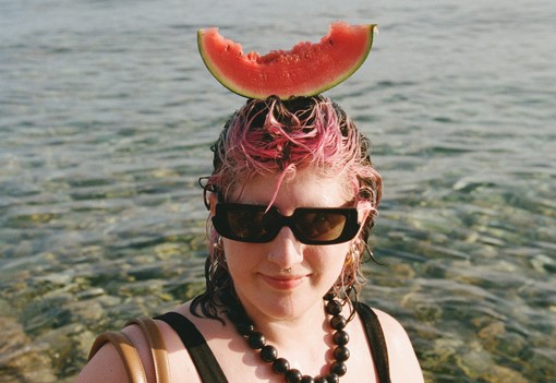 Itt az álomszép nyári táska, amivel te leszel a legsikkesebb a strandon