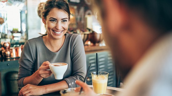 4 kérdés, amit ne tegyél fel az első randin, ha szeretnél másodikat