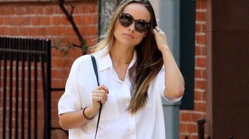 Napi cuki: édes közös fotót posztolt Olivia Wilde újszülött babájával