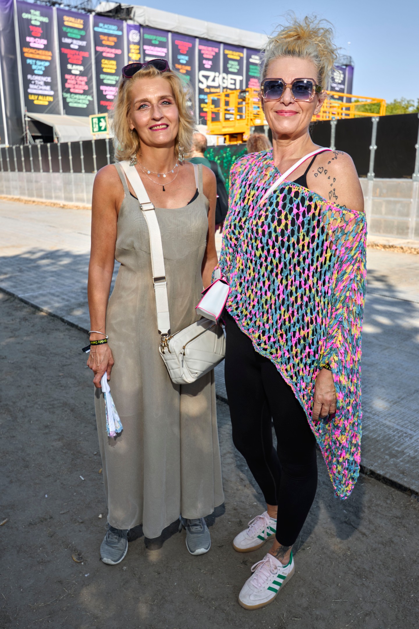 A nyári hőségben egy legyező mindig jól jön - még a Sziget Fesztiválon is!