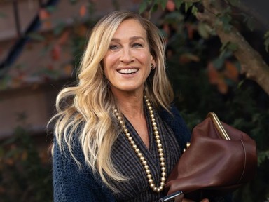 Sarah Jessica Parker meztelenfelsője egyszerre merész és elegáns, még Carrie Bradshaw is megirigyelné