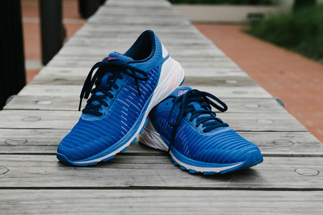 Folytatódik a száguldás, az Asics új, könnyű súlyú futócipője lendületet visz futóedzéseidbe