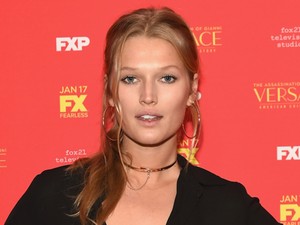 Leonardo DiCaprio kétszeres exe monokinizéssel indította az évet