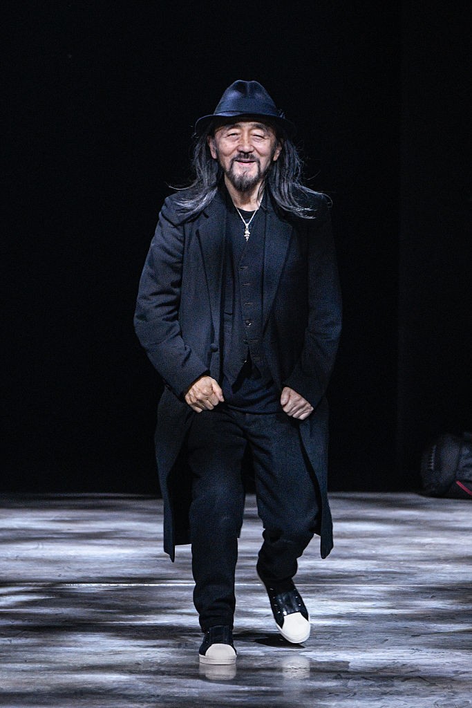 A divattervező kedvenc színe a fekete