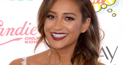 Az őszinte lány a Hazug csajok társaságából: Shay Mitchell