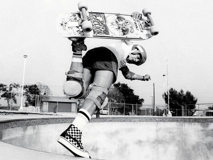 Sportcipő nem csak deszkásoknak - a Vans 50 éves lett