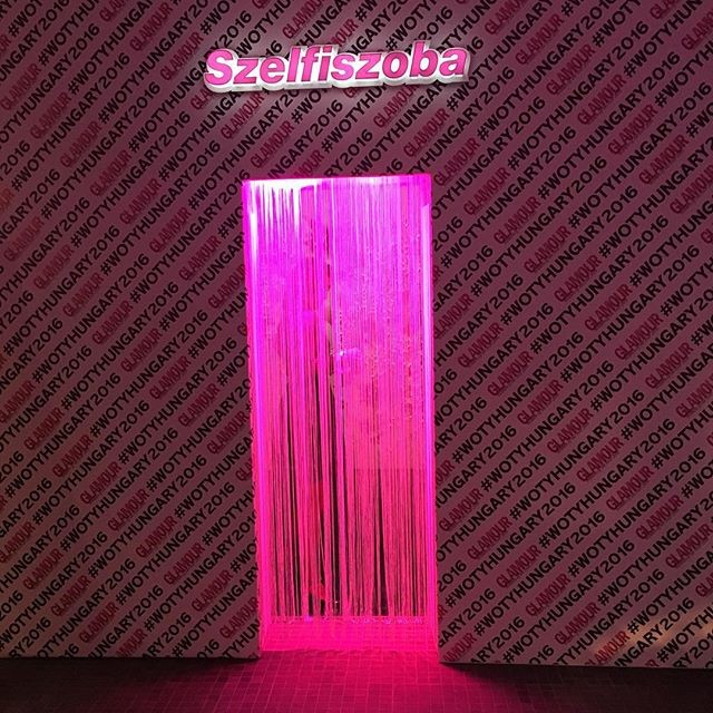 Az első magyar Szelfiszobában remek fotók készültek