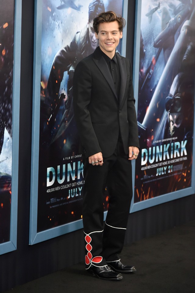 Harry Styles magas sarkú