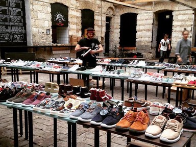 GLAM-Riadó! VANS Mintavásár az Anker´tben!