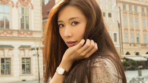 Sokkot kapsz, ha megtudod, hány éves ez a nő valójában!